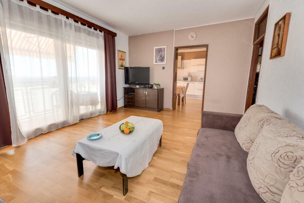 Lara Apartment Sibenik Exterior photo
